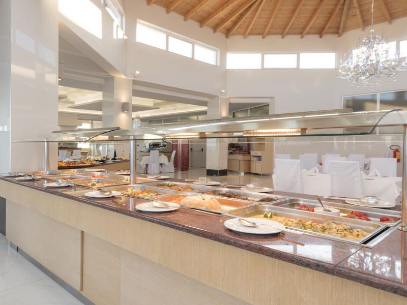 Grand Blue Beach Hotel