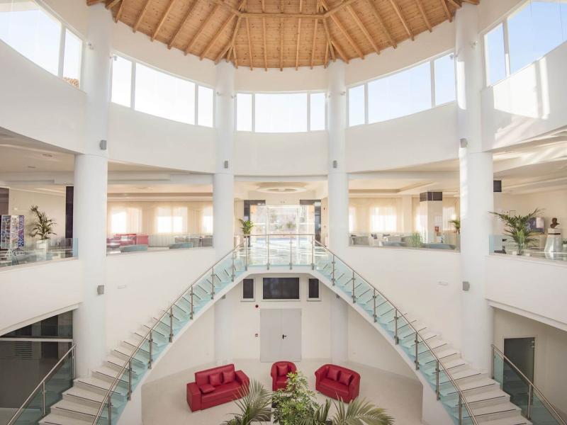 Grand Blue Beach Hotel