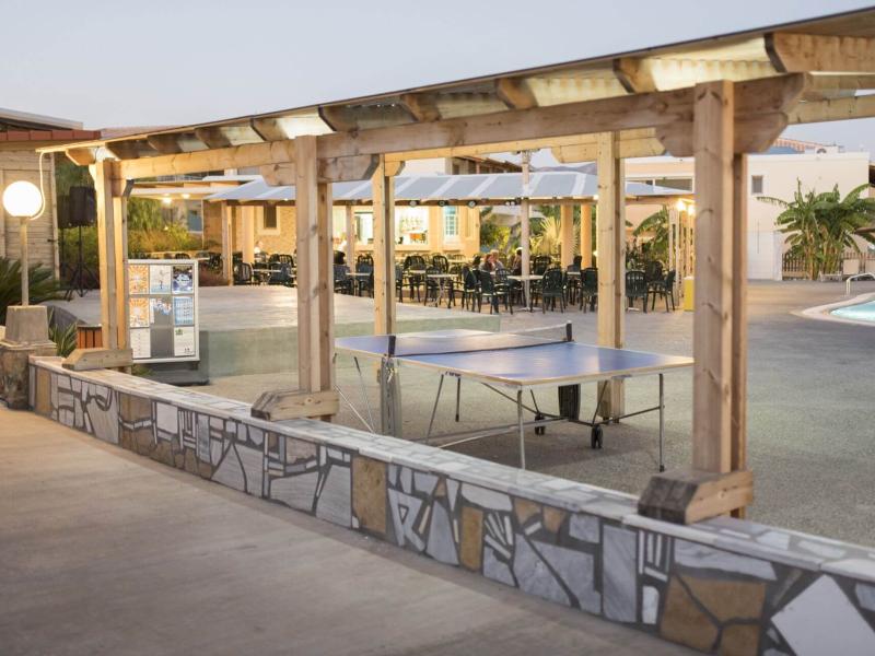 Grand Blue Beach Hotel