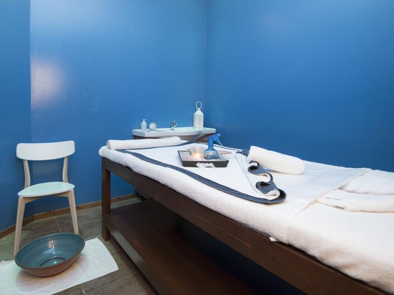 Grand Blue Beach Hotel