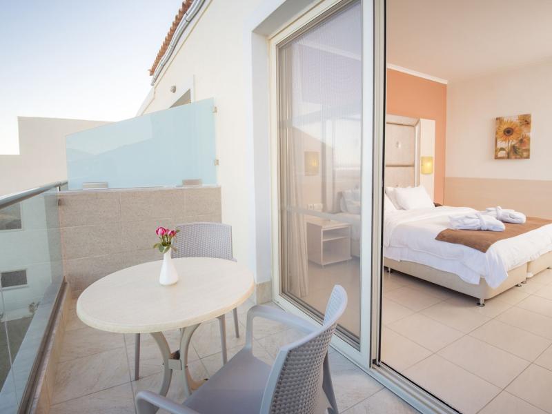 Grand Blue Beach Hotel