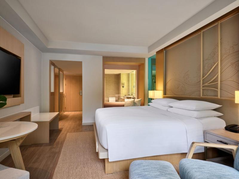 Phuket Marriott Resort & Spa Merlin Beach