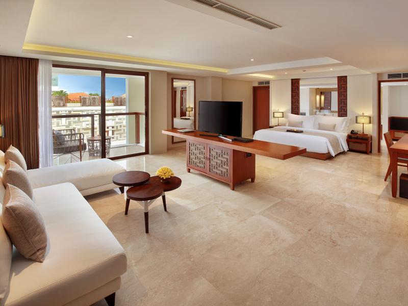 The Bandha Hotel & Suites
