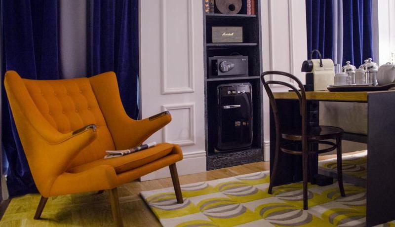 Brown`s Central Hotel