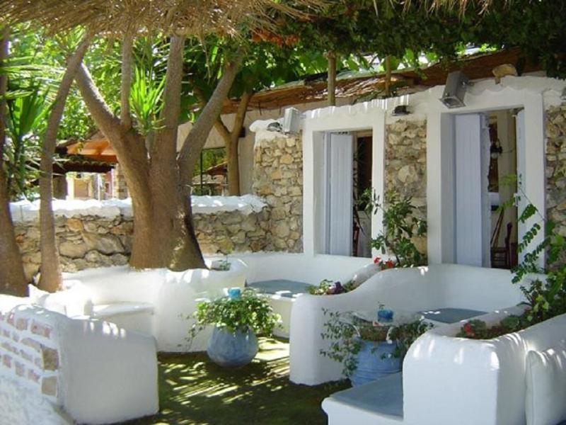 Taradella Hotel