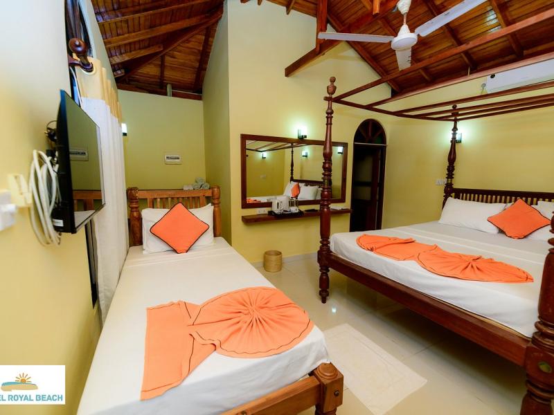 Royal Beach Hotel & Restaurant