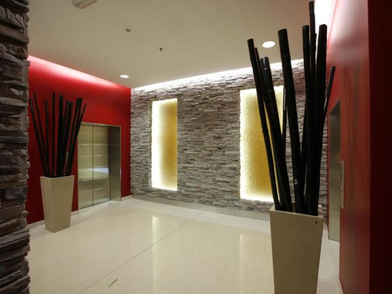 Mira Hotel