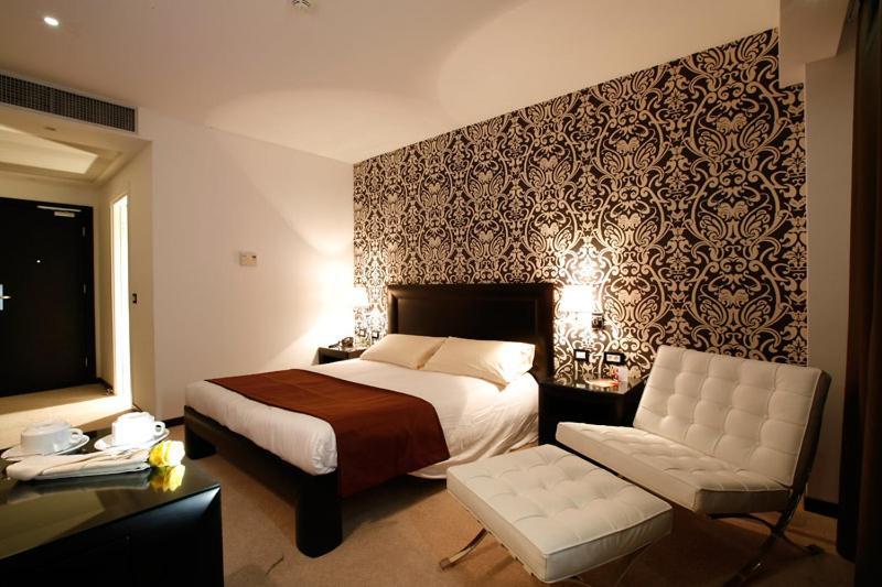 Mira Hotel