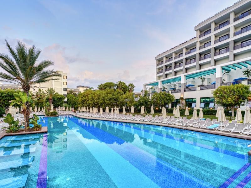 Seaden Valentine Resort & Spa