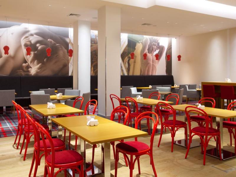 Hampton by Hilton Saint Petersburg ExpoForum
