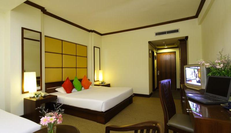 Grand Business Inn