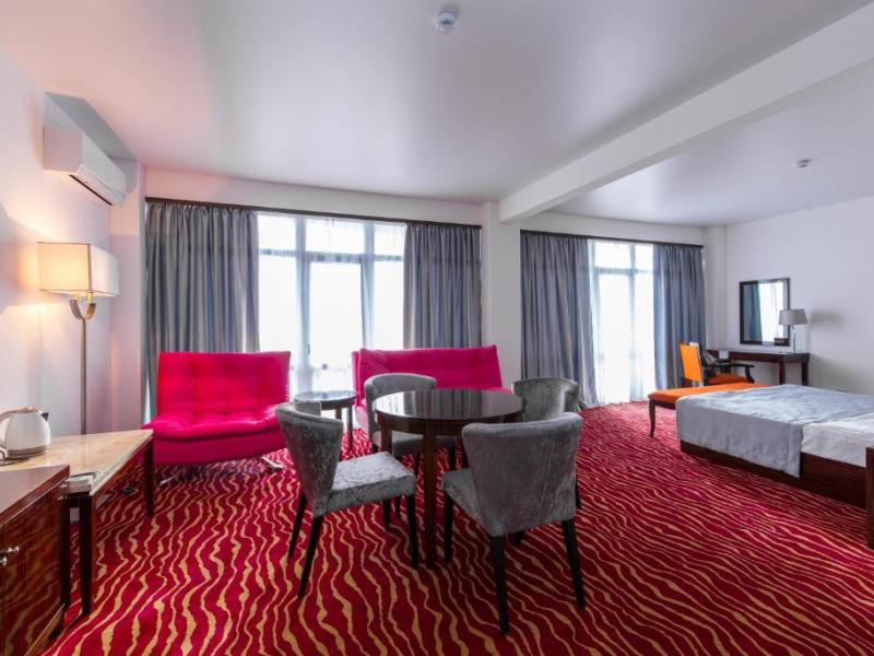 Sunrise Garden Hotel