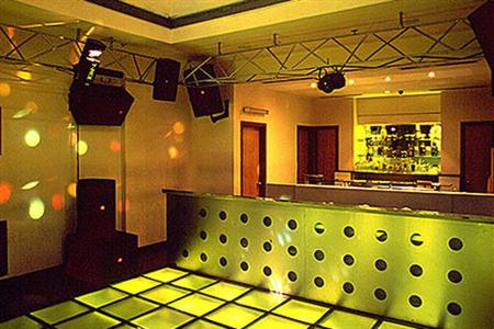 Country Inn & Suites