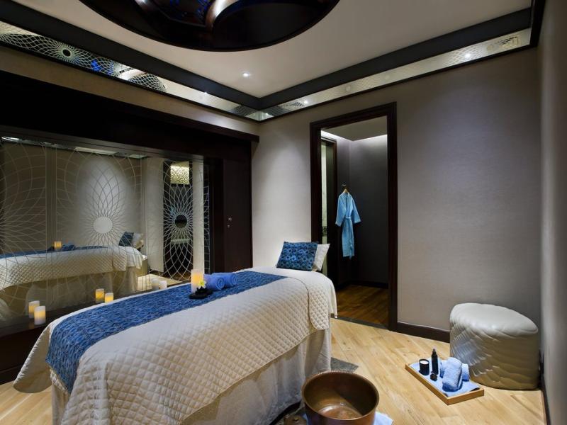 Bab Al Qasr - Beach Hotel and Resort Apartments