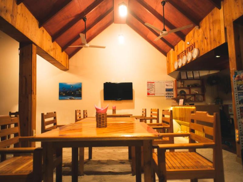 Holiday Lodge Maldives