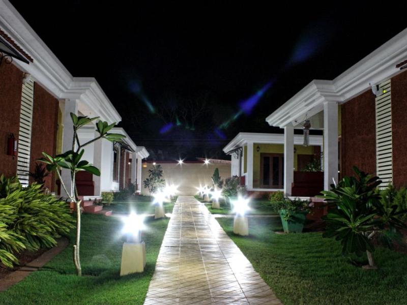 The Grand Leoney Resort