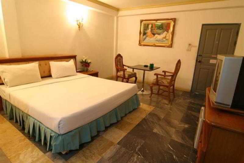 13 Coins Resort Yotin Pattana