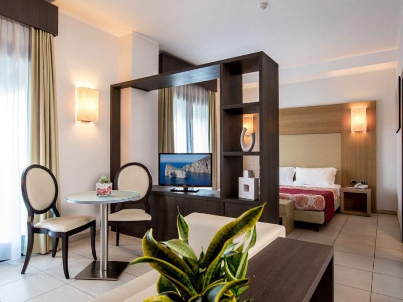 Lu` Hotel