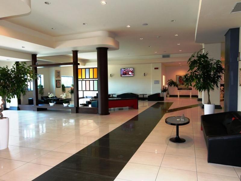 Lu` Hotel