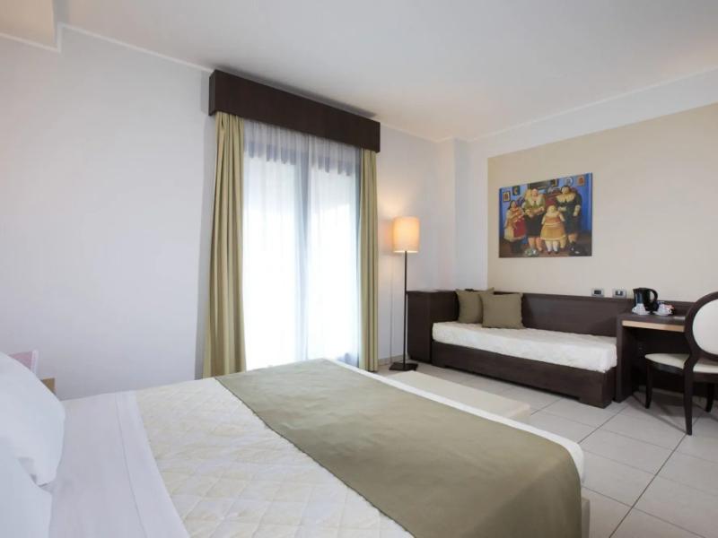 Lu` Hotel