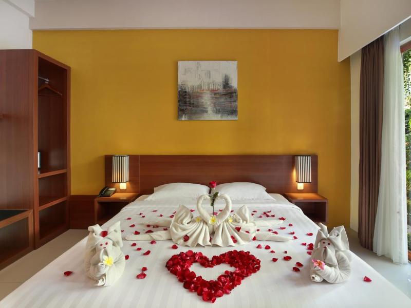 Bali Chaya Hotel Legian