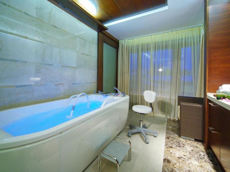 M'Istra'L Hotel & Spa