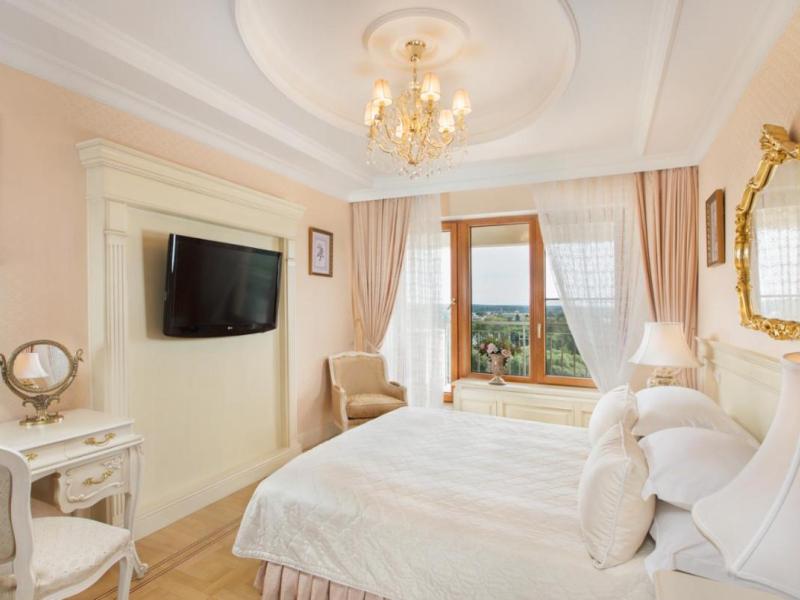 M'Istra'L Hotel & Spa
