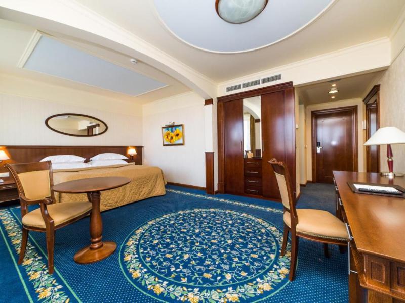M'Istra'L Hotel & Spa