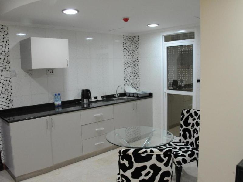 Pioneer Hotel Apartments