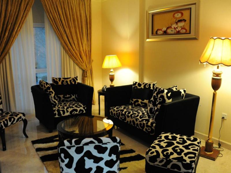 Pioneer Hotel Apartments