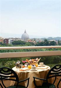 The Courtyard by Marriott Rome Central Park Hotel 