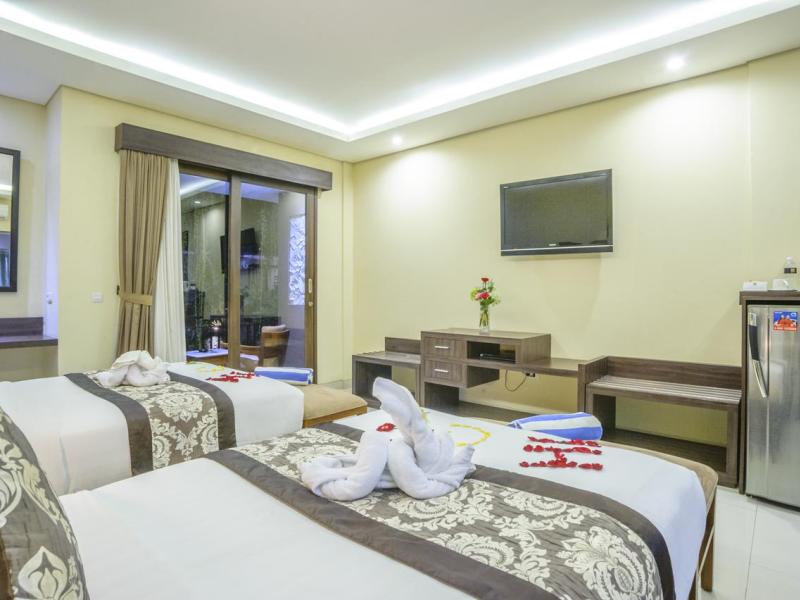 d'Penjor Seminyak