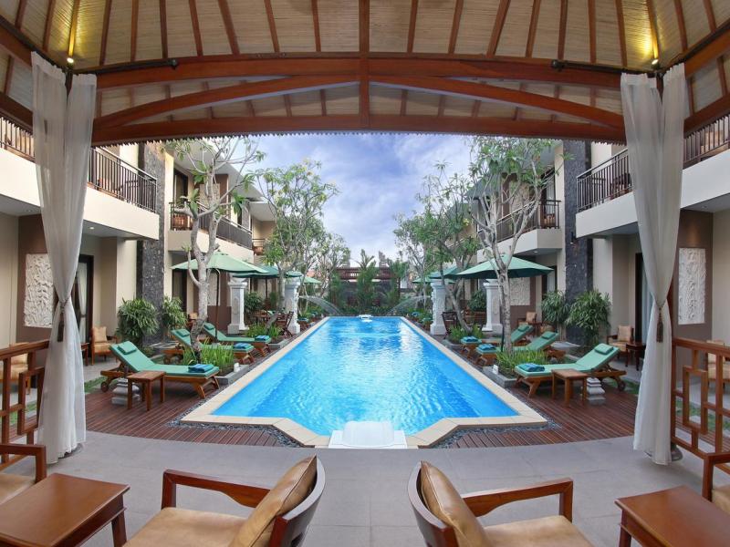 d'Penjor Seminyak