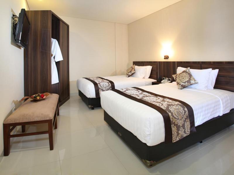 d'Penjor Seminyak