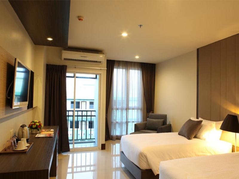 Crystal Suites Suvarnabhumi Airport