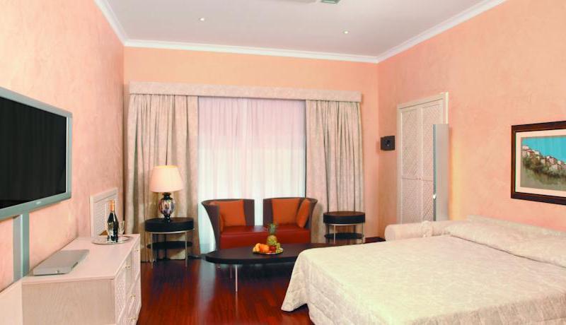 Colosseo Studio Suites