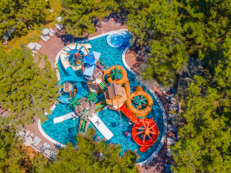 Long Beach Club Nature