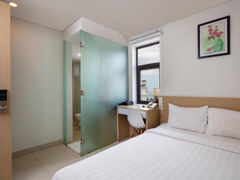 Love Hotel