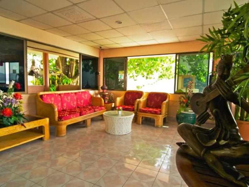 Baan Karon Hill Phuket Resort