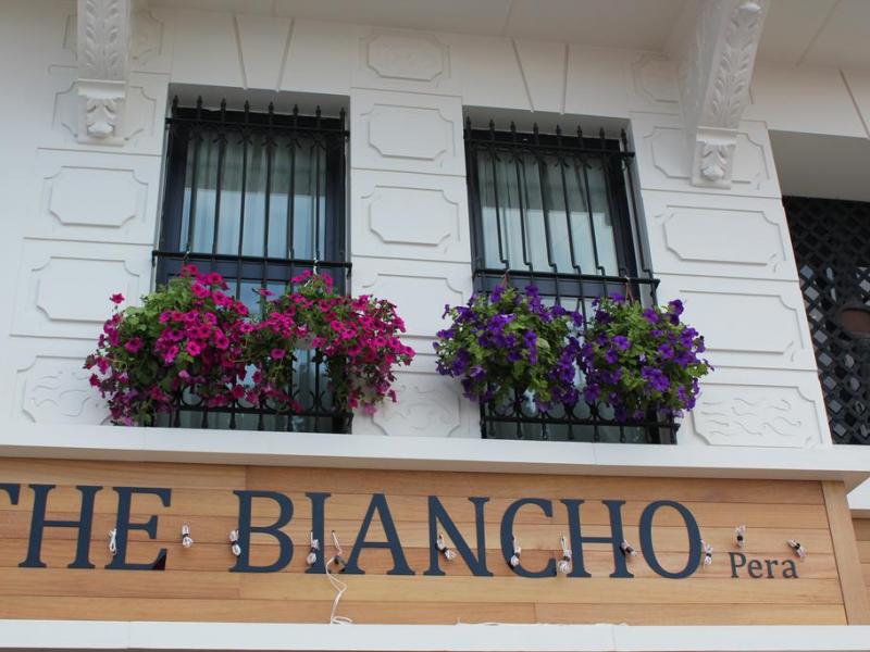 The Biancho Hotel Pera
