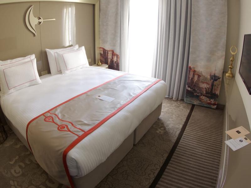 Peyk Hotel