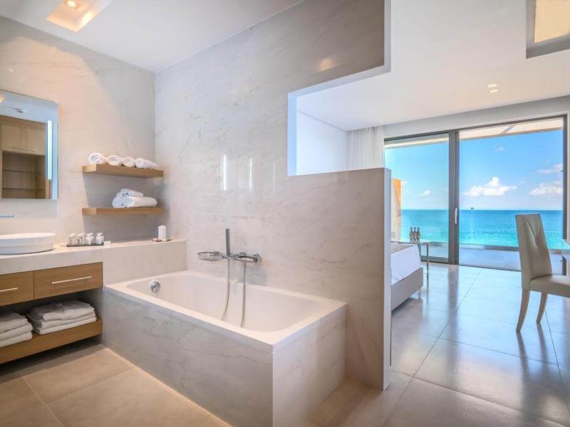 Lesante Blu Exclusive Beach Resort