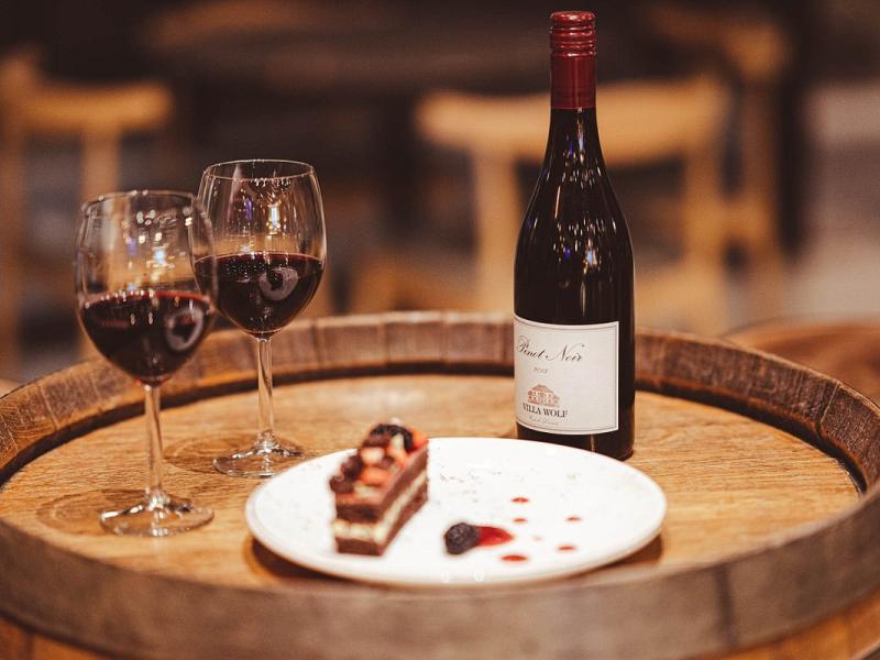 Millennium Lakeview Hotel