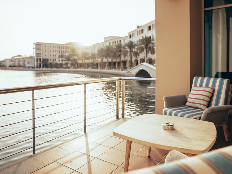 Millennium Lakeview Hotel