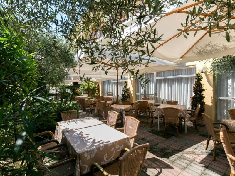Hotel Serenella