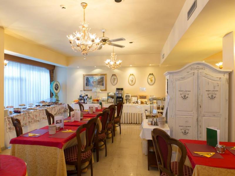 Hotel Serenella