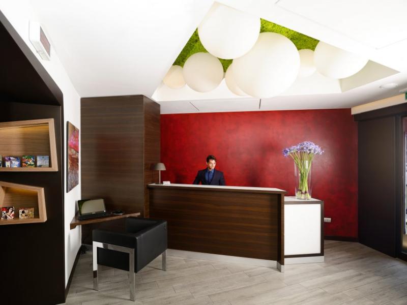 Spanish Art Hotel