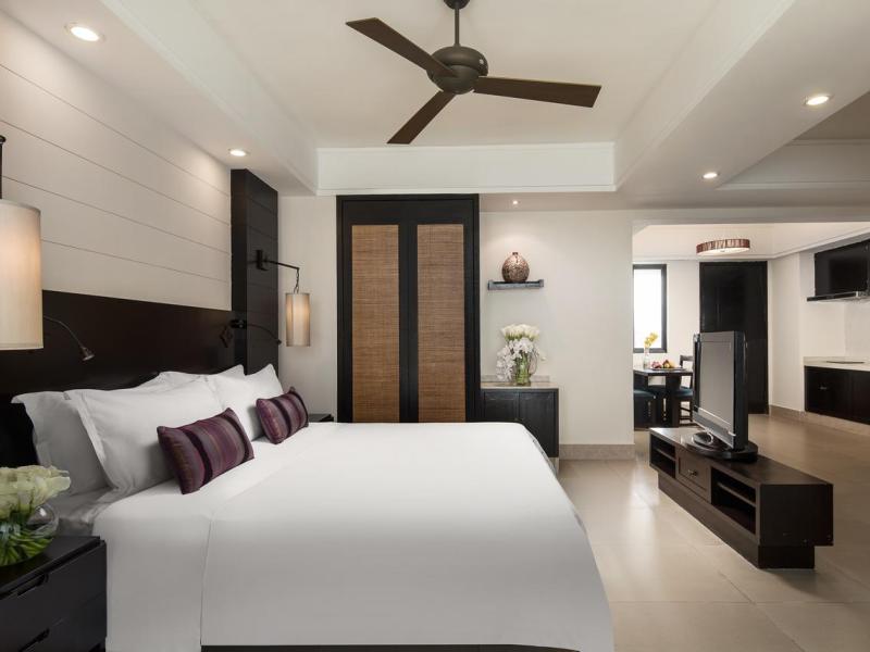 Ramada Plaza by Wyndham Sanya Bay