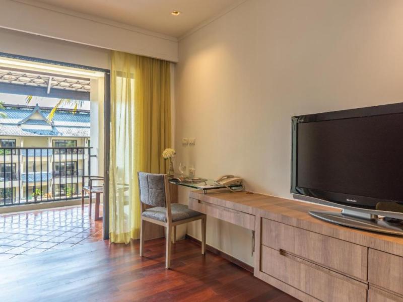 Radisson Resort & Suites Phuket