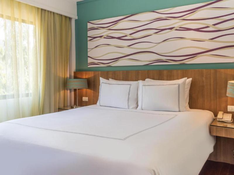 Radisson Resort & Suites Phuket